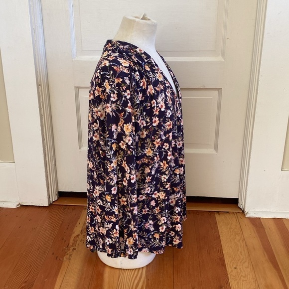 Two by Vince Camuto XXL‎ - Picture 2 of 5